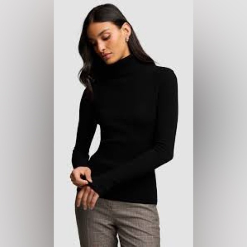 Philosophy knit Turtleneck Elevated Basic Body Hugging Jet Black Stretch…​